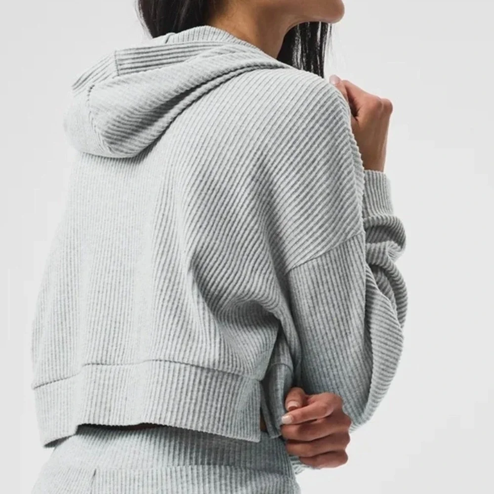 Alo Yoga Muse Hoodie Heather Grey Ribbed Cropped Pullover Size Large W3357R